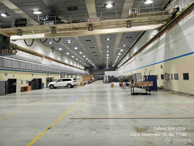 Eladó kereskedelmi és ipari ingatlan Budapest XXI. kerület, Gyártelep 4000 nm