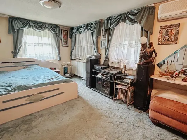 Eladó ház Budapest XVI. kerület, Rákosszentmihály 281 nm