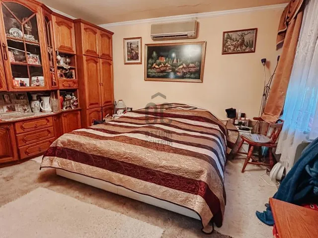 Eladó ház Budapest XVI. kerület, Rákosszentmihály 281 nm