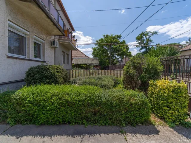 Eladó ház Budapest XVI. kerület, Rákosszentmihály 144 nm