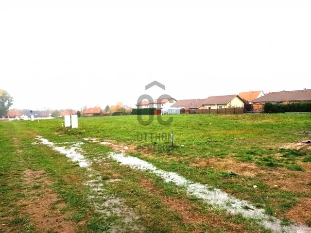 Eladó telek Nagytarcsa 877 nm