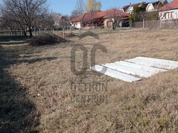 Eladó telek Kerepes 1272 nm