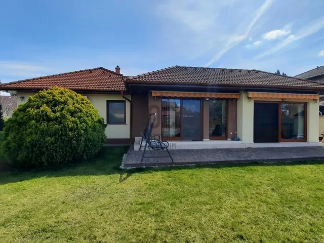 Eladó ház Budapest XVII. kerület, Helikopter lakópark 180 nm