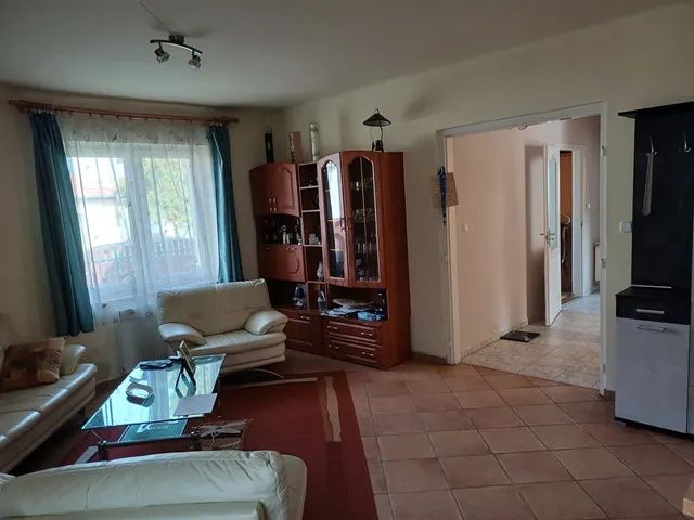 Eladó ház Budapest XVI. kerület, Sashalom 180 nm