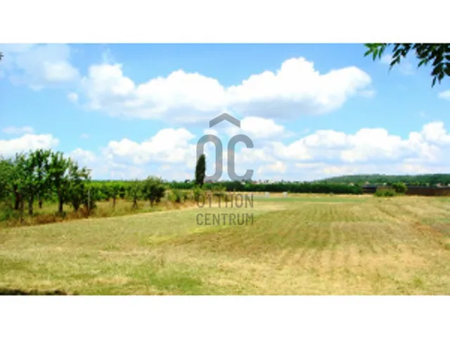 Eladó mezőgazdasági ingatlan Budapest XVI. kerület, Árpádföld 1090 nm