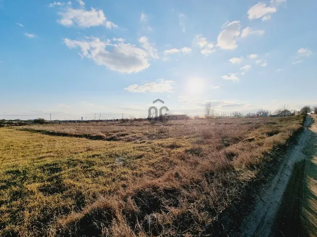 Eladó telek Csömör 2073 nm