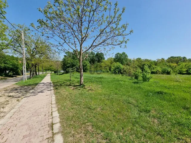 Eladó telek Kerepes 850 nm