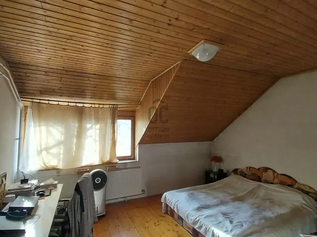 Eladó ház Budapest XVI. kerület, Rákosszentmihály 210 nm