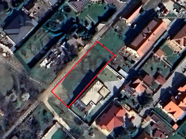 Eladó telek Kistarcsa 743 nm