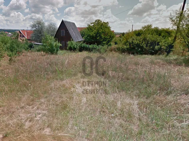 Eladó telek Kistarcsa 743 nm