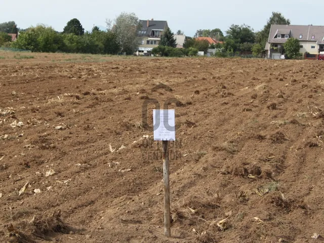 Eladó mezőgazdasági ingatlan Budapest XVI. kerület, Cinkota 5339 nm