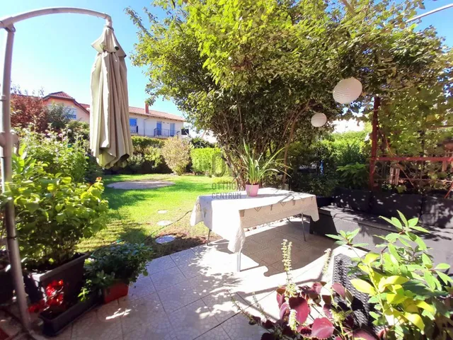 Eladó ház Budapest X. kerület, Óhegy 160 nm