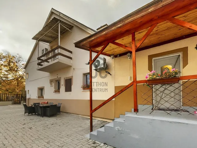 Eladó ház Dunakeszi 227 nm