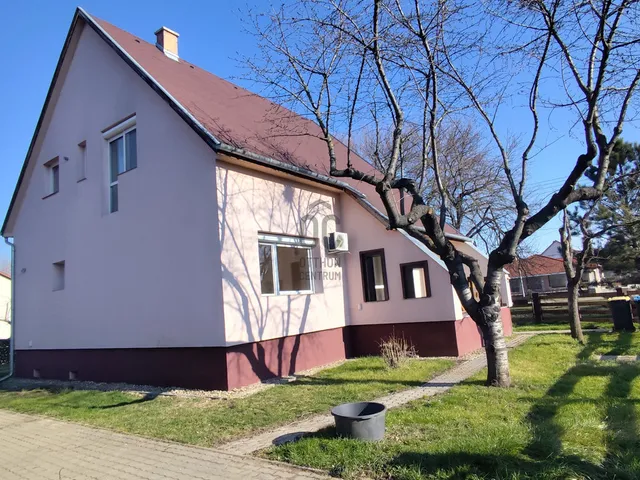 Eladó ház Budapest XVII. kerület, Rákoscsaba 163 nm