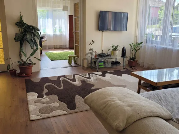 Eladó ház Isaszeg 190 nm