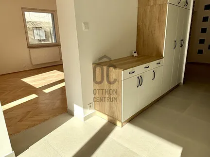 Eladó lakás Budapest XVI. kerület, Sashalom 144 nm