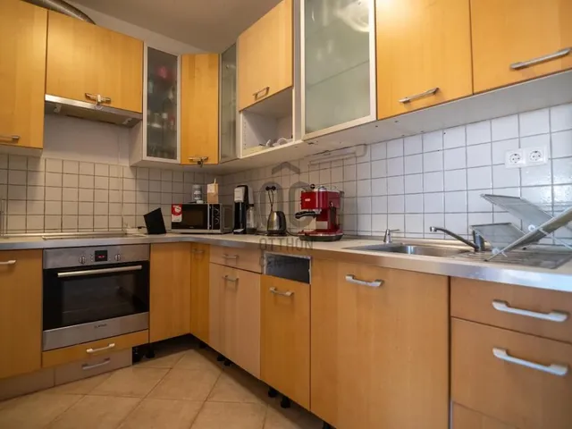 Eladó lakás Budapest VIII. kerület 72 nm