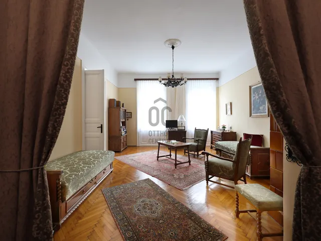 Eladó lakás Budapest VII. kerület 138 nm