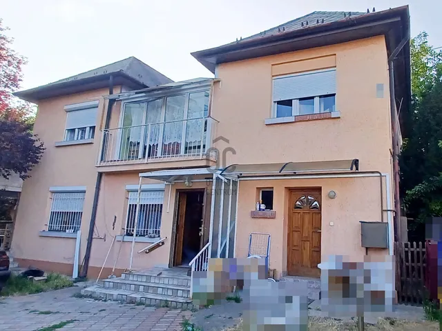 Eladó ház Gödöllő, Kertváros 208 nm