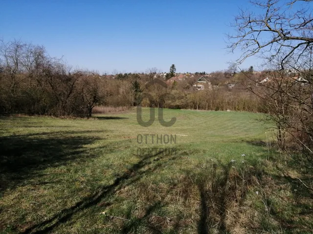 Eladó telek Kerepes 16223 nm