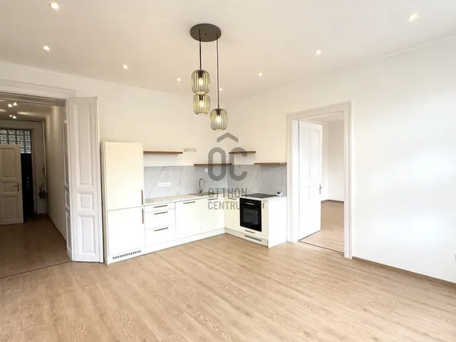 Eladó lakás Budapest VIII. kerület 97 nm