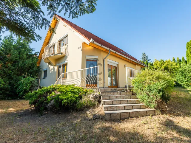 Eladó ház Fót 170 nm