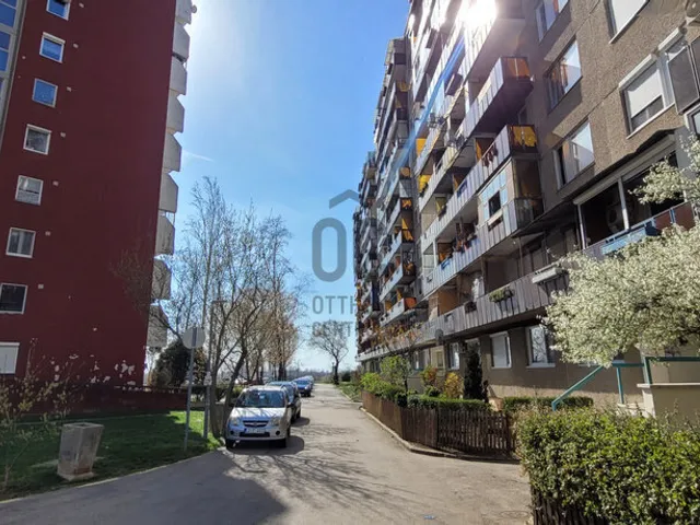 Eladó lakás Budapest X. kerület, Újhegy 53 nm