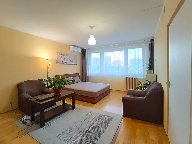 Eladó lakás Budapest X. kerület, Újhegy 49 nm
