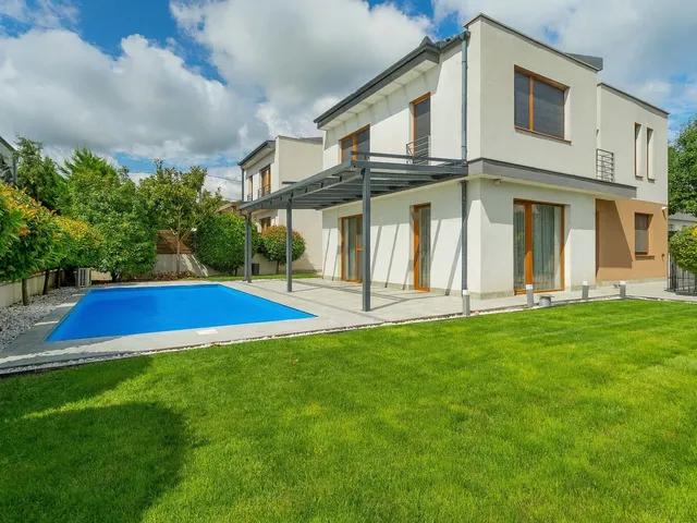 Eladó ház Budapest XXII. kerület, Budatétény 197 nm