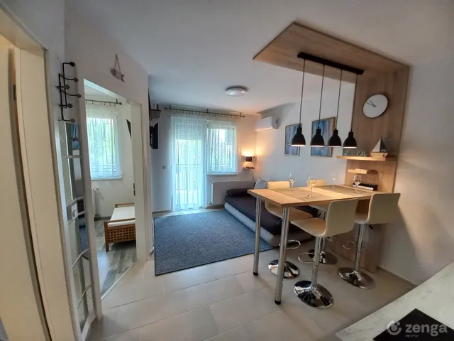 Eladó lakás Siófok, Aranypart 28 nm