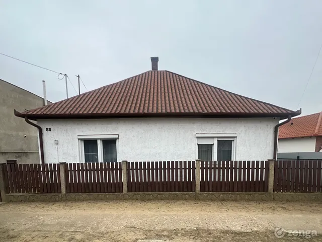 Eladó ház Balkány, Adonyi út 55 80 nm