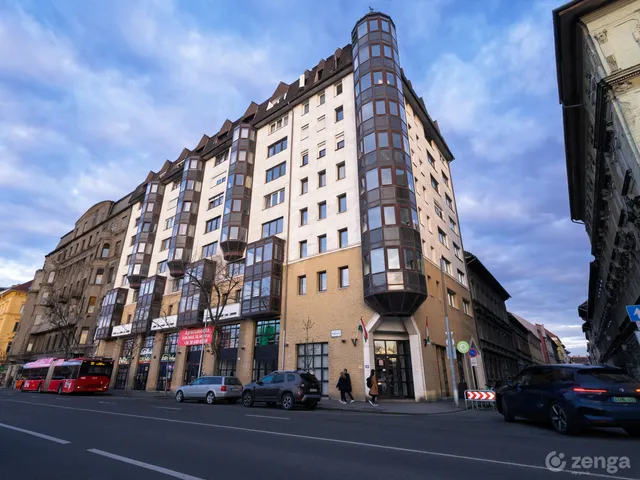 Eladó lakás Budapest VI. kerület, Diplomatanegyed, Podmaniczky utca 65 80 nm