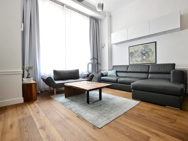 Eladó lakás Budapest VI. kerület, Zichy Jenő utca 111 nm