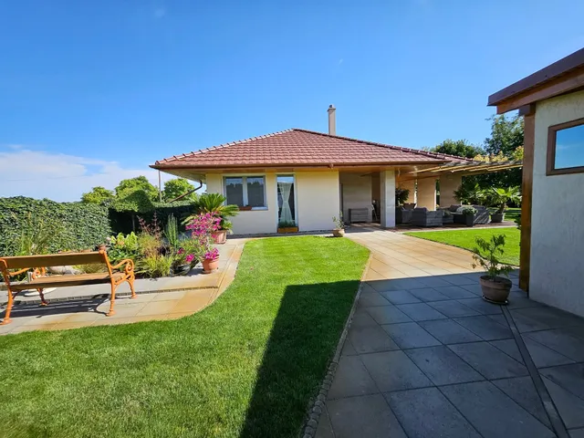 Eladó ház Zsombó 165 nm