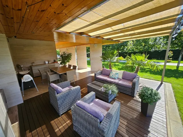 Eladó ház Zsombó 165 nm