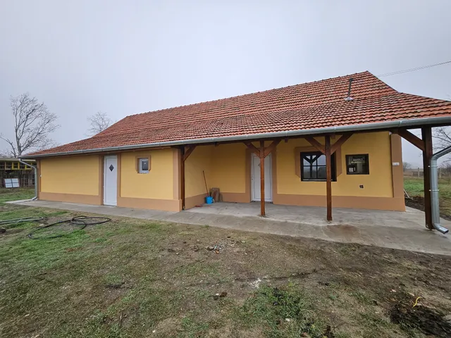 Eladó mezőgazdasági ingatlan Szatymaz 90 nm