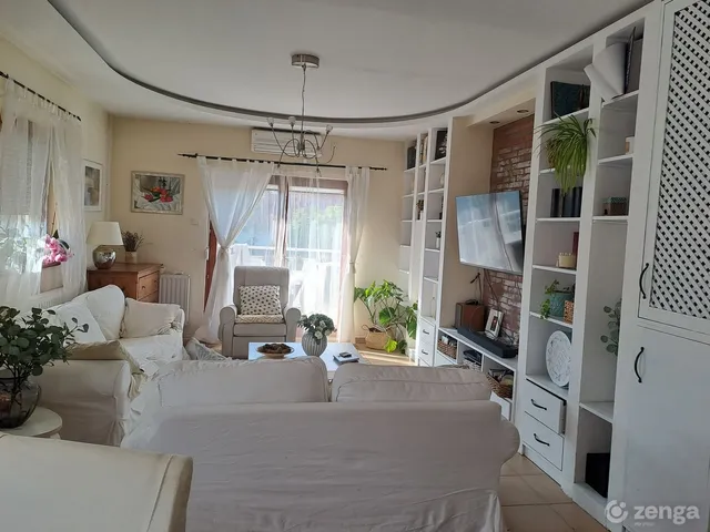 Eladó lakás Budapest XVIII. kerület, Almáskert 74 nm