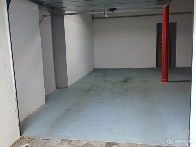 Kiadó garázs Szombathely 45 nm