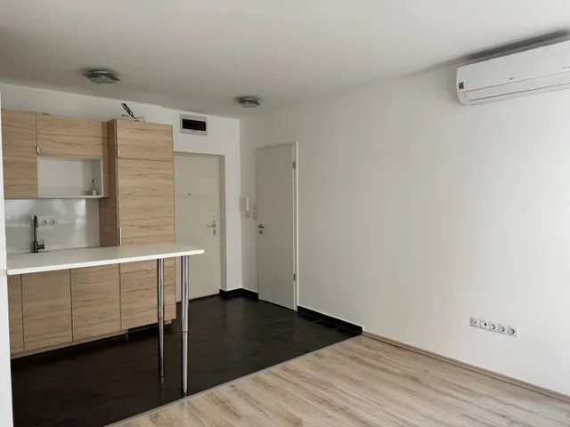 Kiadó lakás Budapest XI. kerület, Albertfalva, Kondorosi út 30 nm