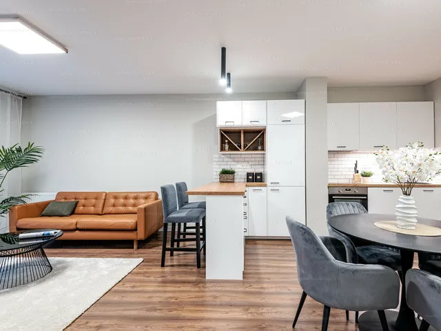 Kiadó lakás Budapest IX. kerület, Középső Ferencváros, Gát utca 67 nm