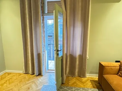 Kiadó lakás Budapest VII. kerület, Külső-Erzsébetváros, Dob utca 37 nm