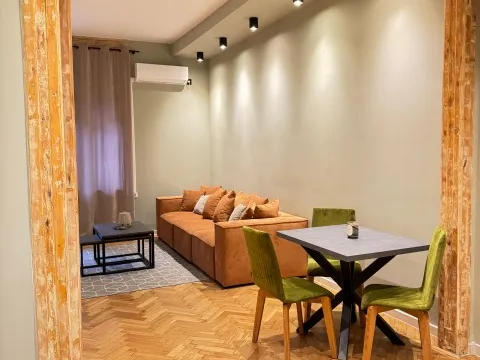 Kiadó lakás Budapest VII. kerület, Külső-Erzsébetváros, Dob utca 37 nm