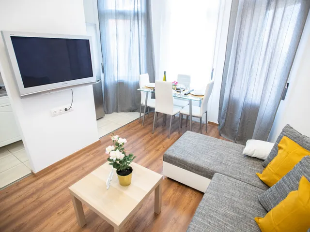 Kiadó lakás Budapest VII. kerület, Külső-Erzsébetváros, Rumbach Sebestyén utca 25 nm