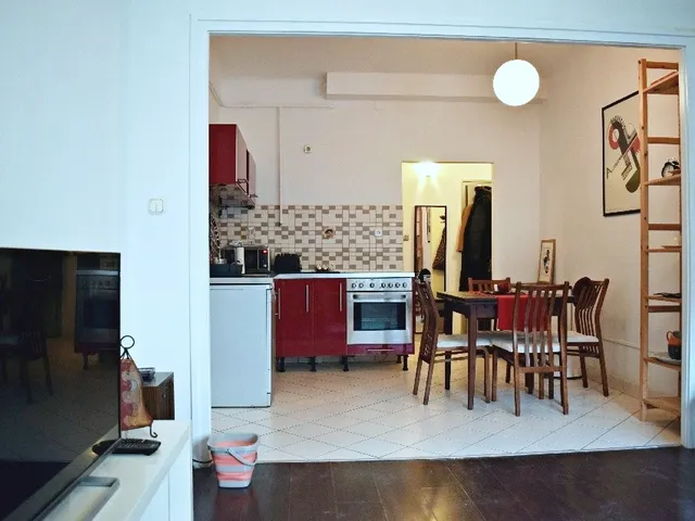 Kiadó lakás Budapest XI. kerület, Gellérthegy, Dinnye utca 65 nm