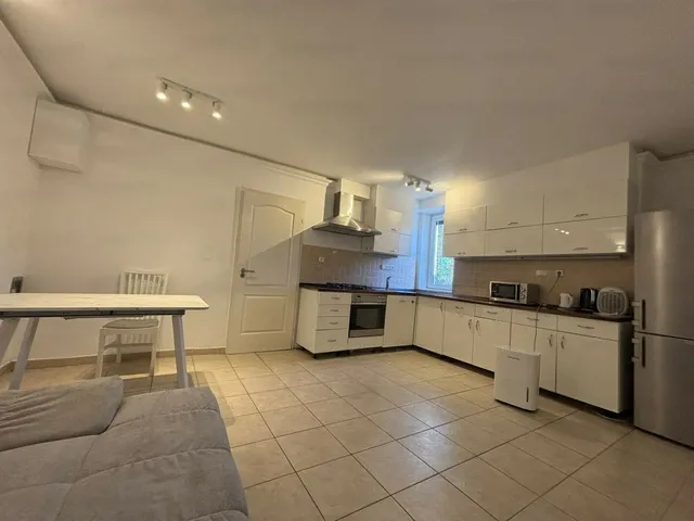 Kiadó lakás Budapest XII. kerület, Mártonhegy, Fodor utca 44 nm