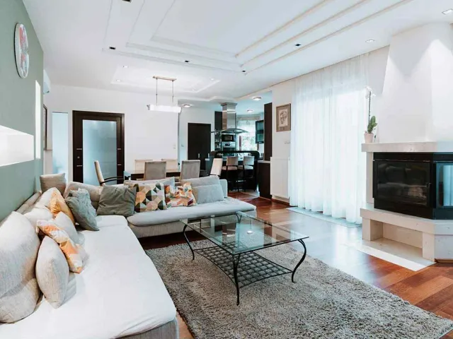 Kiadó ház Budapest II. kerület, Adyliget, Pipitér utca 300 nm