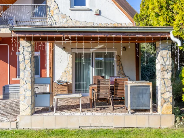 Kiadó ház Budapest III. kerület, Csillaghegy, Szekerce utca 140 nm