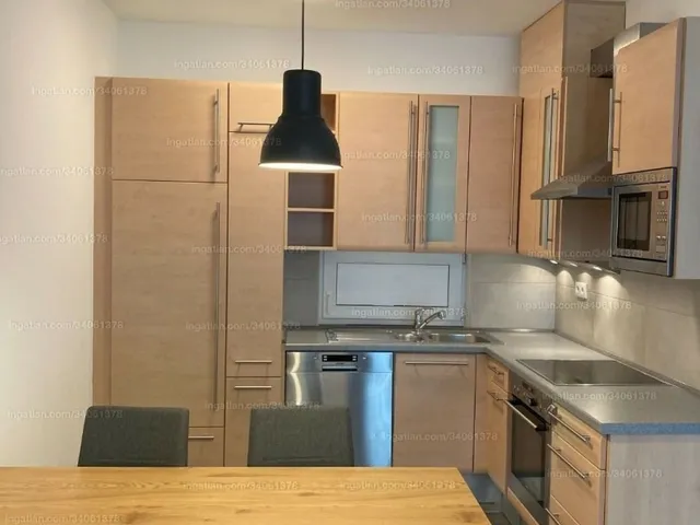 Kiadó lakás Budapest IX. kerület, Középső Ferencváros, Pápay István utca 45 nm