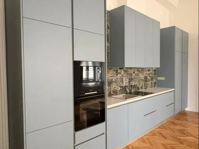 Kiadó lakás Budapest VI. kerület, Nagykörúton belüli terület, Bajnok utca 105 nm