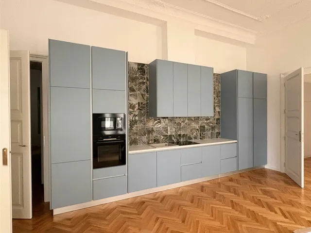 Kiadó lakás Budapest VI. kerület, Nagykörúton belüli terület, Bajnok utca 105 nm